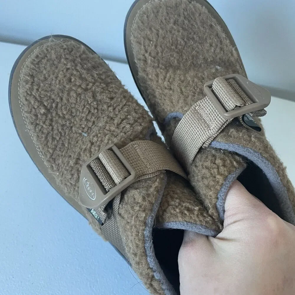 Chaco Ramble Fluff Kids' Ankle Boot Natural Brown Fuzzy Cozy Warm Unisex 3.5